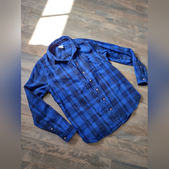 L.L Bean flannel - Picture 3 of 3